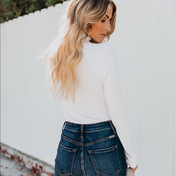 NEW // Day to Day Turtle Neck Top - White - Picture 7 of 7